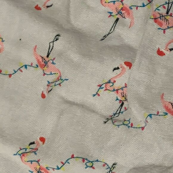 Adorable Old Navy size L Christmas flamingo pajama pants - Picture 6 of 6